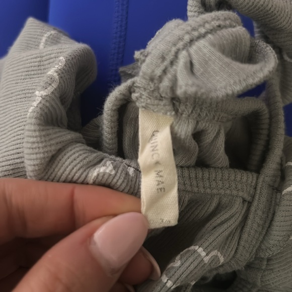 Quincy Mae Ribbed Ruffle Romper Bundle - Cloud and Yellow Stripe 0-3M - Picture 8 of 12